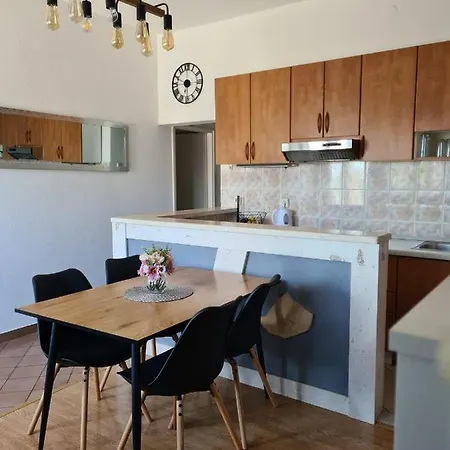 Apartment Roza 2