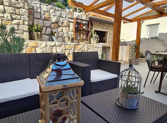 Roza 2 * Ploce (Dubrovnik-Neretva)