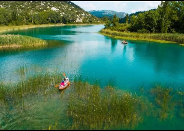 Roza 2 * Ploce (Dubrovnik-Neretva)